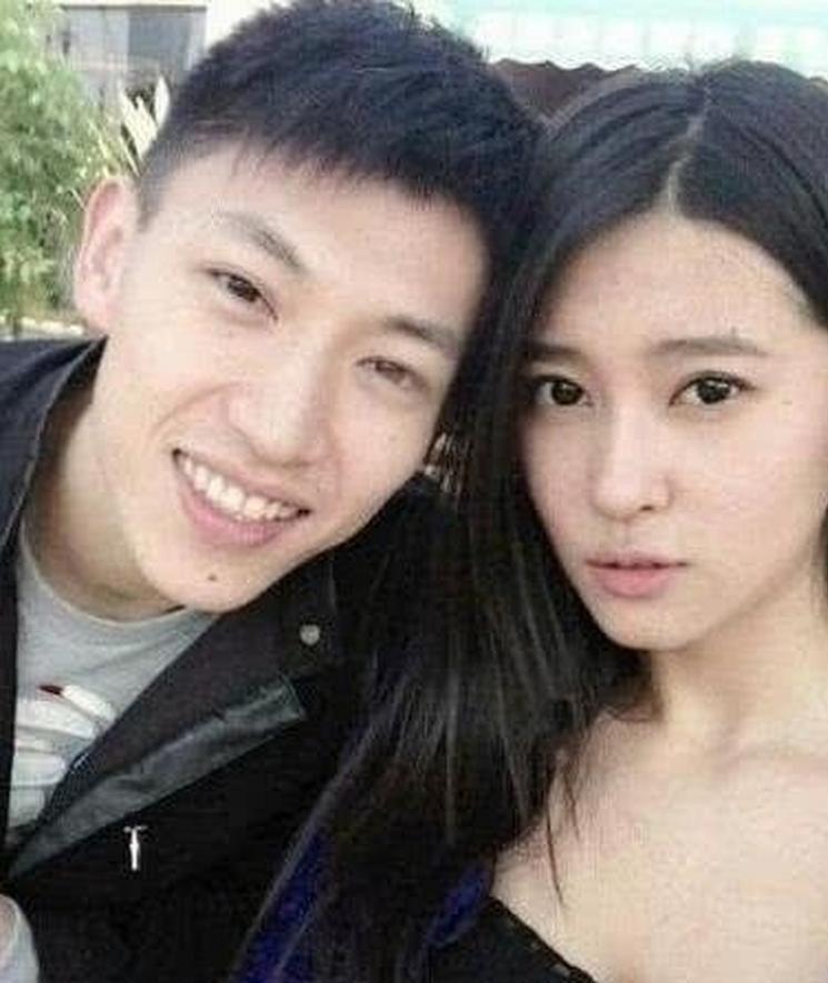 保利体育登录入口-37岁男篮传奇人物：身家早已过亿，打20年拿5冠，是CBA现役常青树